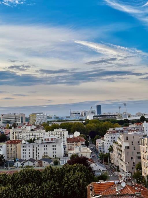 ג'נטילי Appartement Vue Tour Eiffel Ligne 14 A Cote De Paris מראה חיצוני תמונה